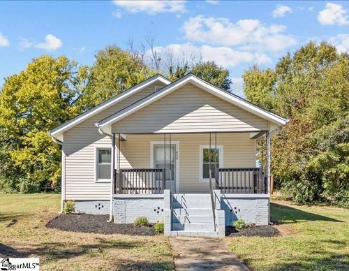 228 Grandview Dr, Spartanburg, SC, 29303-3923 | Card Image