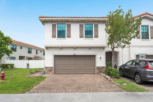 1011 Willow Pl, Riviera Beach, FL, 33410-1914 | Card Image