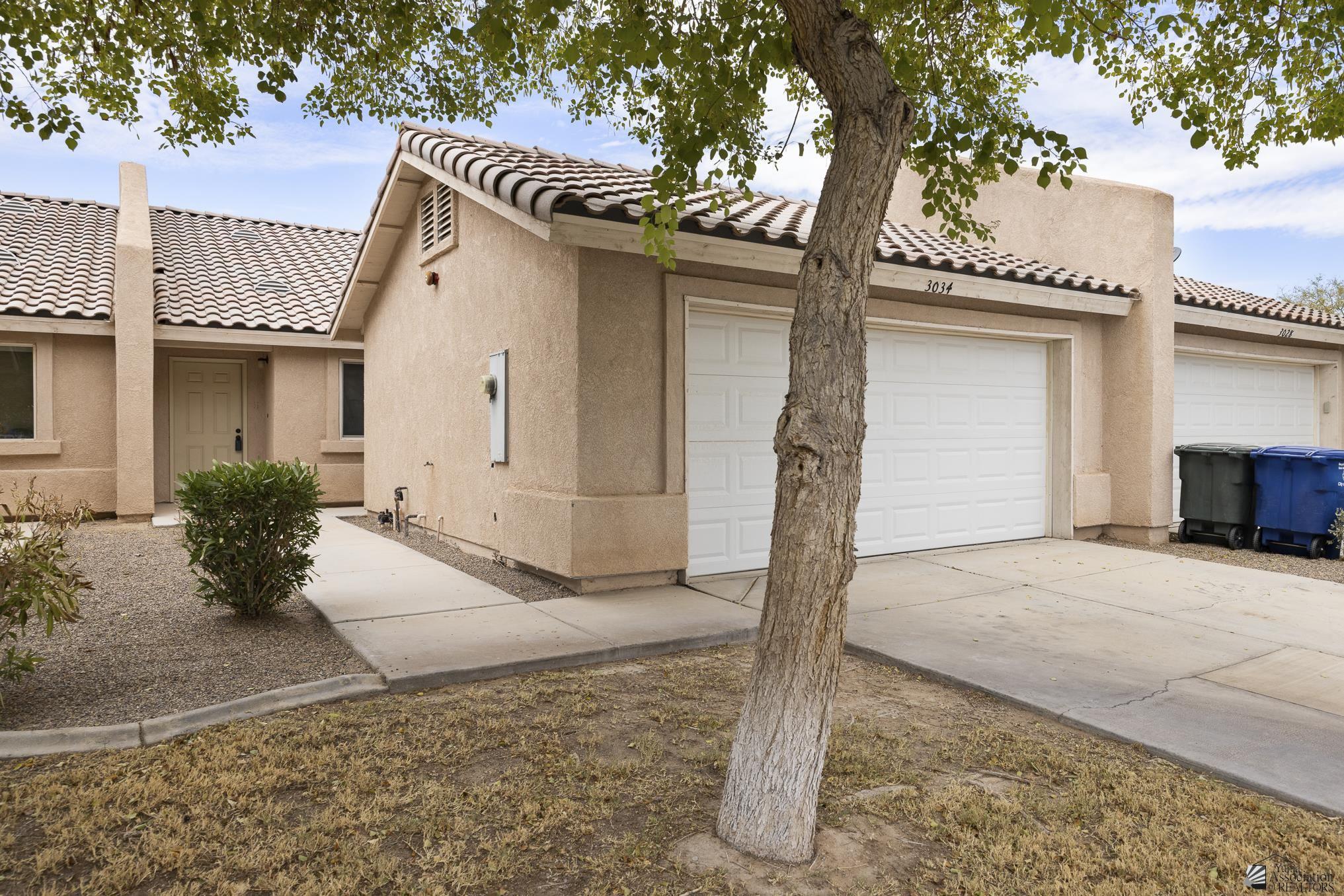 Brand Lee Way, Yuma, AZ 85365
