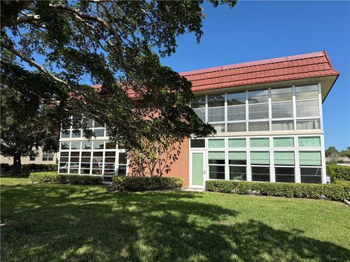 apt-206-31 Pine Arbor Ln, VERO BEACH, FL, 32962-4675 | Card Image