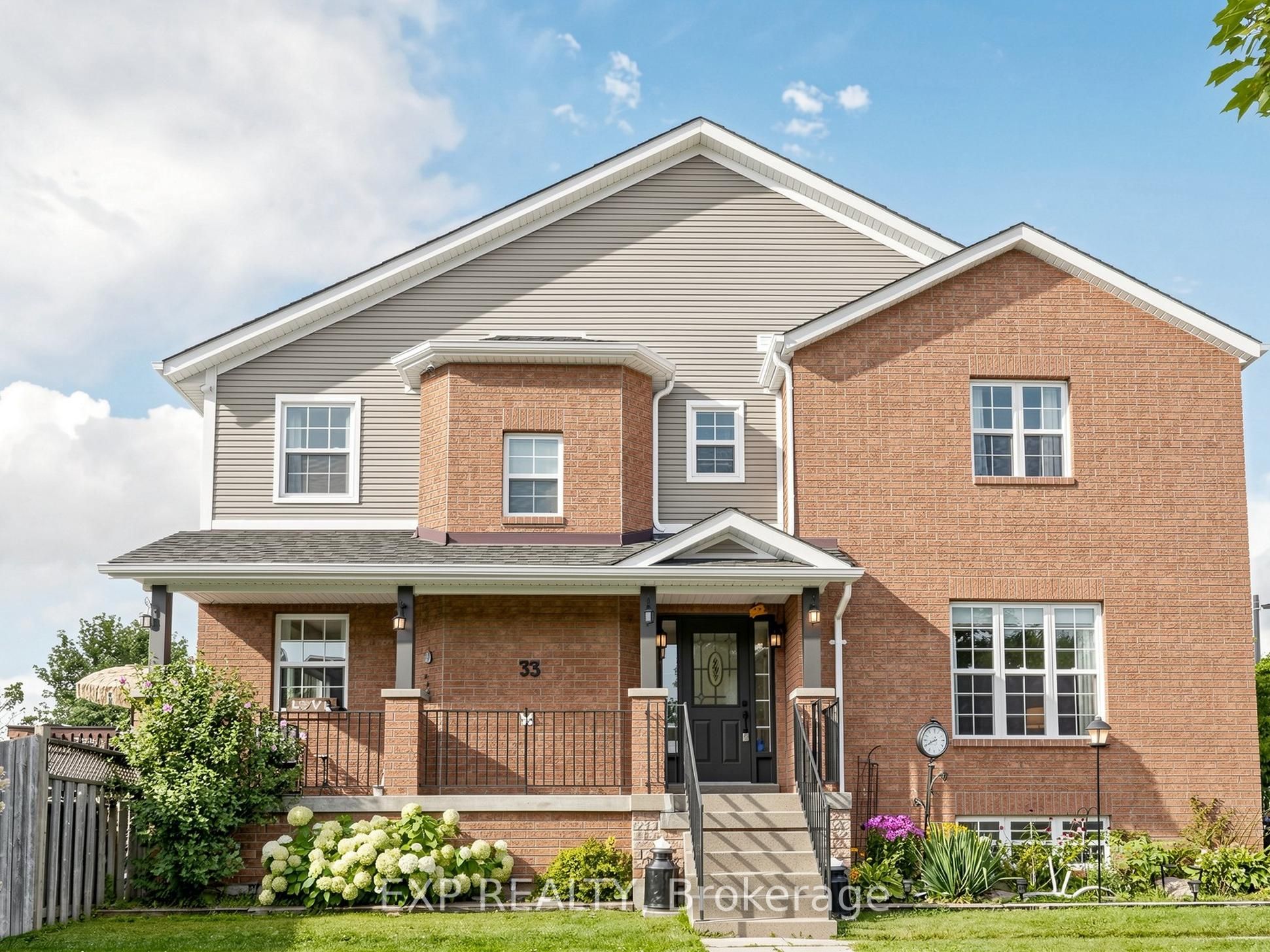 Residential in Georgina 3