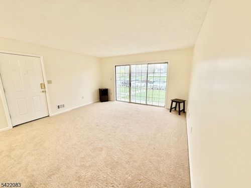 58 Amethyst Way, Franklin Park, NJ, 08823-1653 | Card Image