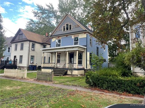 137 Spalding St, Lockport, NY, 14094-4649 | Card Image