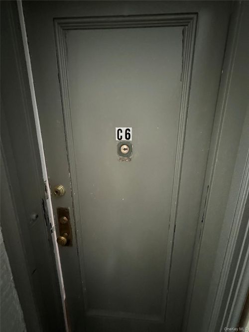 c6-10 Wright Pl, Scarsdale, NY, 10583-5315 | Card Image