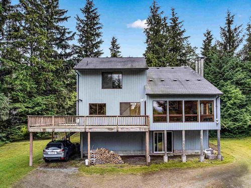 254 Knudson Cove Rd, Ketchikan, AK, 99901-8937 | Card Image
