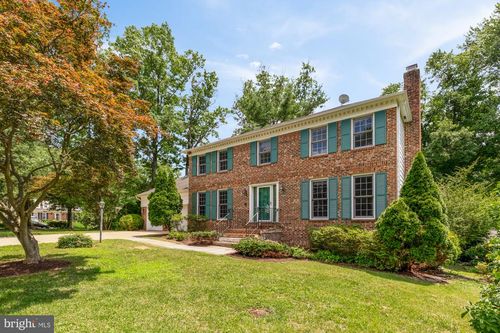 3899 Locust Ln, ALEXANDRIA, VA, 22310-2138 | Card Image