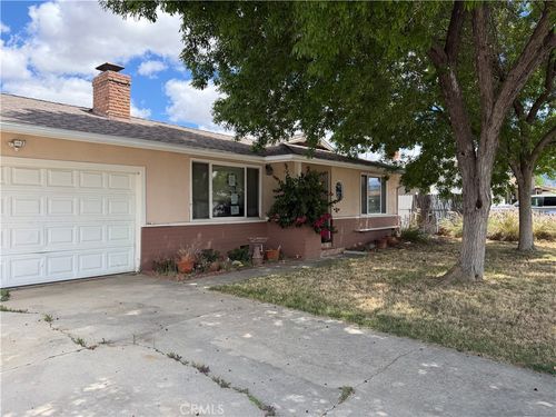 1000 Lucerne, Hemet, CA, 92543 | Card Image