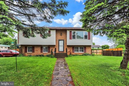 38 Bonniefield Cir, GETTYSBURG, PA, 17325-7825 | Card Image