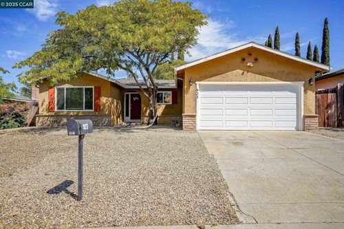 923 Jewett Ave, Pittsburg, CA, 94565-6212 | Card Image