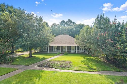 5003 Parkhollow Dr, Baton Rouge, LA, 70816-4610 | Card Image