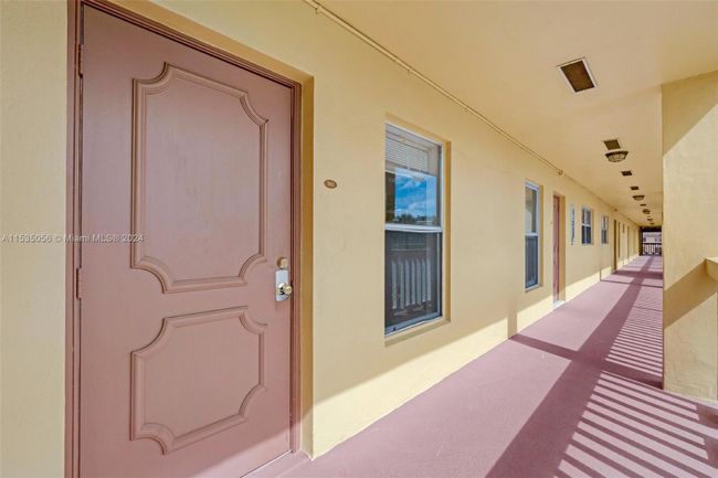 APT-302 - 6070 Nw 64 Th Ave, Condo with 2 bedrooms, 2 bathrooms and null parking in Tamarac FL | Image 30