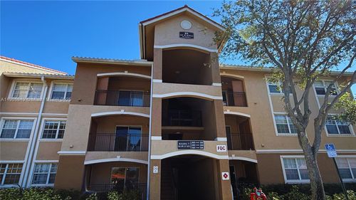 7305-101 Sw 117th Ave, Pembroke Pines, FL, 33025-4914 | Card Image