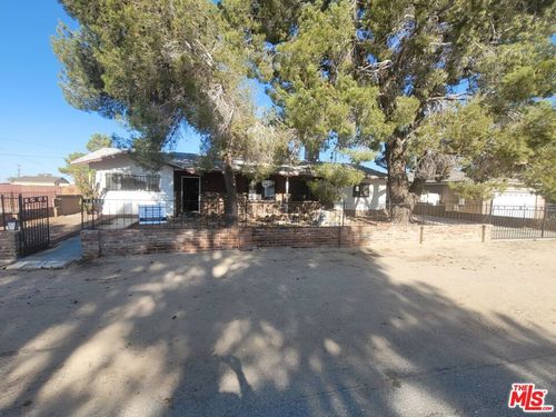 13420 Gilbert St, Edwards, CA, 93523-3429 | Card Image