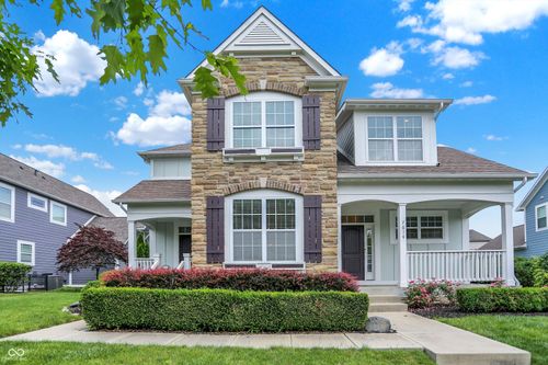 7614 Bishops Grn, Zionsville, IN, 46077-8561 | Card Image