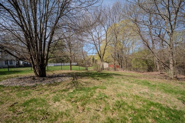 26 Russett Hill Rd, House other with 5 bedrooms, 3 bathrooms and 4 parking in Haverhill MA | Image 20
