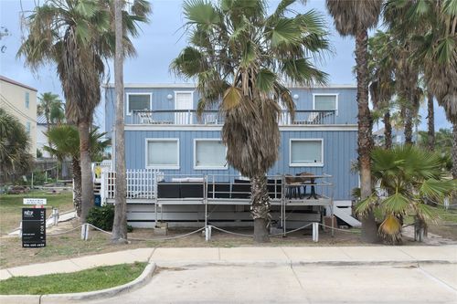 sw-2615 Gulf Blvd, South Padre Island, TX, 78597-6941 | Card Image