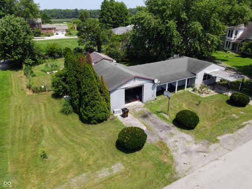 107 Poplar St, Elizabethtown, IN, 47232-7706 | Card Image