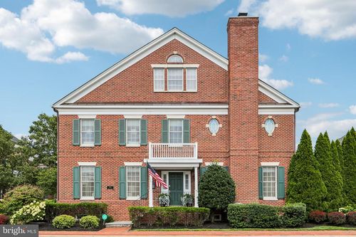 405 E Center Ave, Newtown, PA, 18940-2103 | Card Image