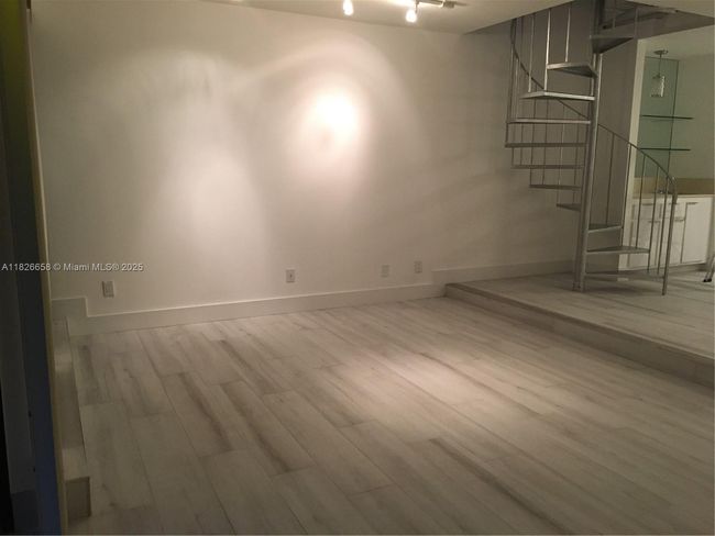 APT-8 - 2180 Brickell Ave, Townhouse with 2 bedrooms, 2 bathrooms and null parking in Miami FL | Image 23