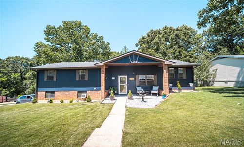 101 Story St, Waynesville, MO, 65583-2346 | Card Image