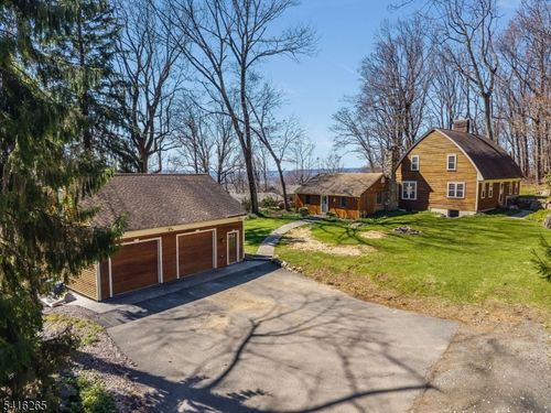 2 Driftway Dr, High Bridge, NJ, 08829-1100 | Card Image