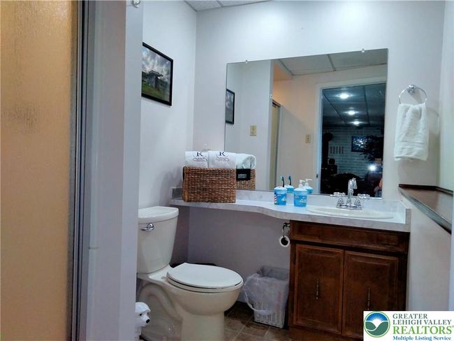 3956 Blacksmith Rd, House other with 3 bedrooms, 3 bathrooms and null parking in New Tripoli PA | Image 24