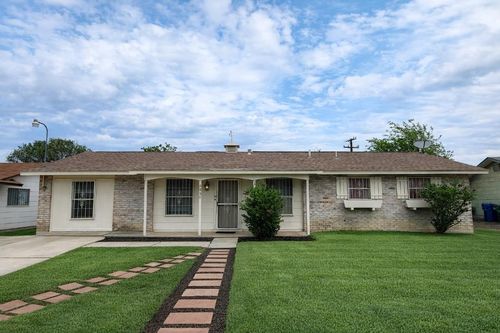 5855 Sandy Valley Street, San Antonio, TX, 78242 | Card Image