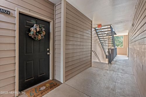 1024-10961 Burnt Mill Rd, JACKSONVILLE, FL, 32256-4654 | Card Image