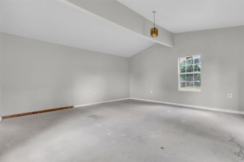 918 Garden Dr, Garland, TX, 75040-8039 | Card Image