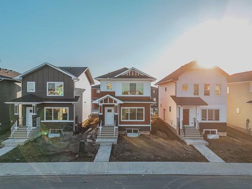 165 Dawson Wharf View Se, Chestermere, AB, T1X2W1 | Card Image