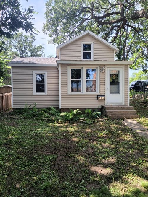 204 3rd St E, Hastings, MN, 55033-1212 | Card Image
