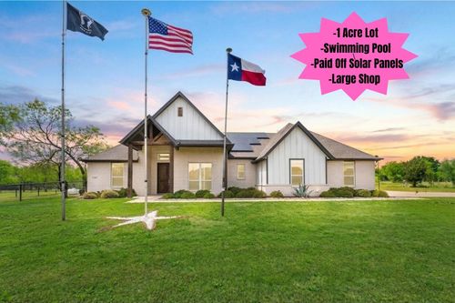 1001 Resolute Rd, Millsap, TX, 76066-3071 | Card Image
