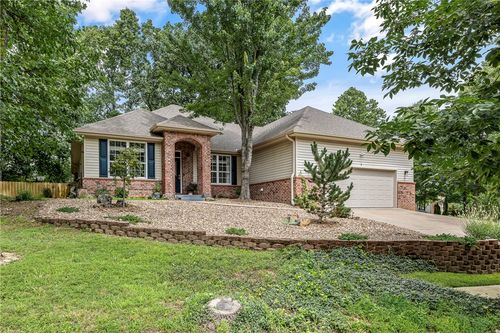 3 Sanquahar Ln, Bella Vista, AR, 72715-3102 | Card Image