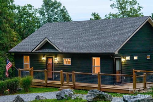 143 Eagles Ave, Lake Lure, NC, 28746-0524 | Card Image