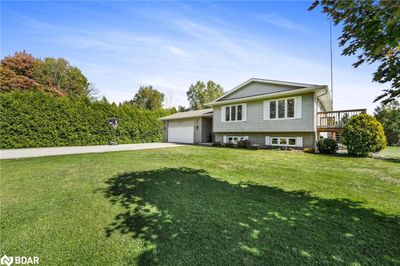 3243 Sunnidale 12/13 Sideroad, House other with 3 bedrooms, 3 bathrooms and 8 parking in New Lowell ON | Image 2