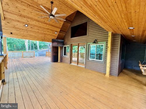 1249 Meadow Mountain Dr, Mc Connellsburg, PA, 17233-8159 | Card Image
