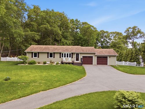 5 Beechcrest Dr, East Hampton, CT, 06424-1055 | Card Image