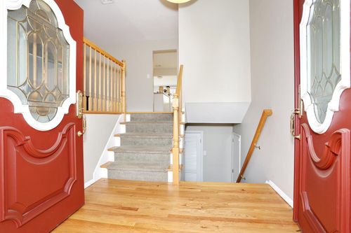 29 Claremont Ln, Suffern, NY, 10901-7013 | Card Image
