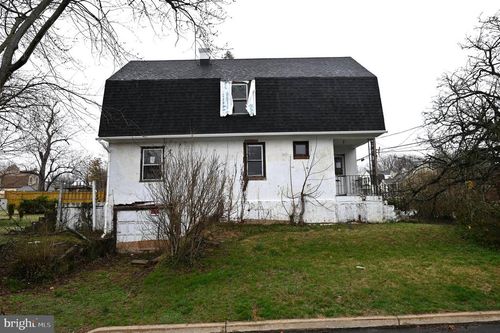 1644 Fairview Ave, Willow Grove, PA, 19090-4633 | Card Image