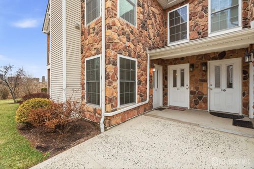 116 Chariot Ct, Piscataway, NJ, 08854-6668 | Card Image
