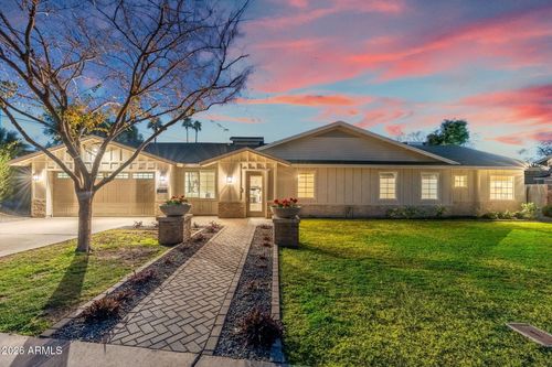 3335 E Mariposa St, Phoenix, AZ, 85018-3336 | Card Image