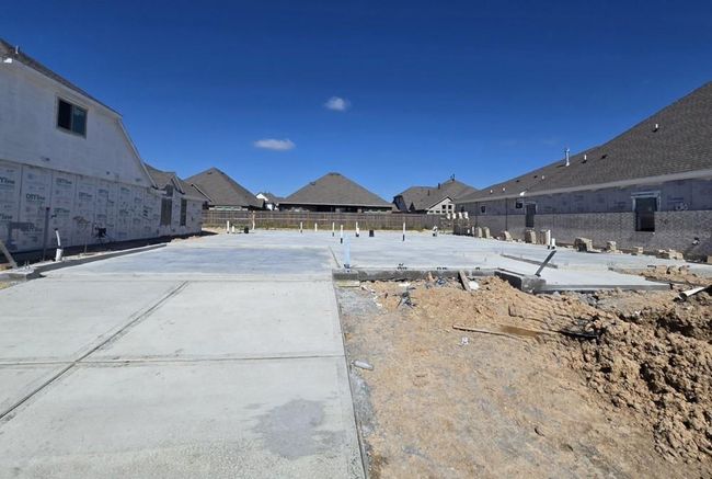 Every foundation at DWH is engineered and it’s inspected three times! We do not do “batch” testing. Rest easy knowing your foundation comes with a 10 year warranty. | Image 8