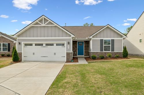 616 Streamview Dr, White House, TN, 37188-3205 | Card Image