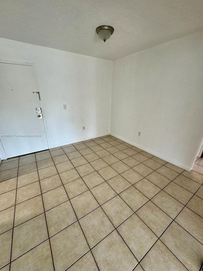 APT-214 - 7300 Nw 17 Th St, Condo with 2 bedrooms, 2 bathrooms and null parking in Plantation FL | Image 5