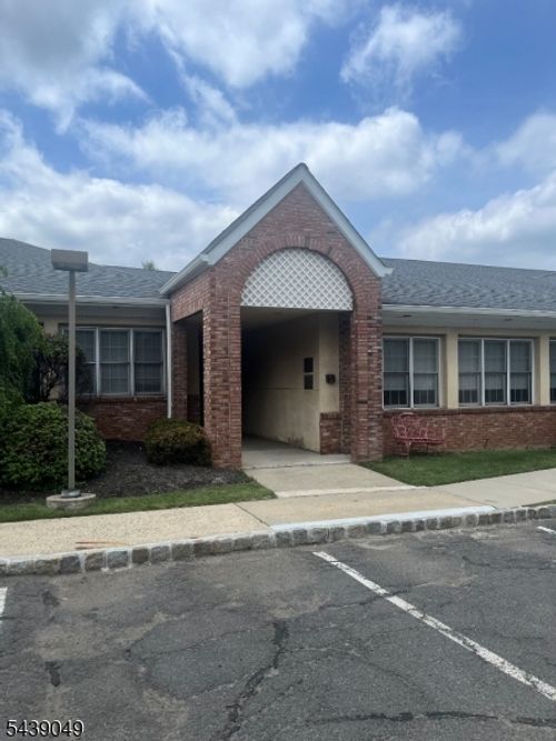 27 Mountain Blvd, Warren, NJ, 07059-5605 | Card Image