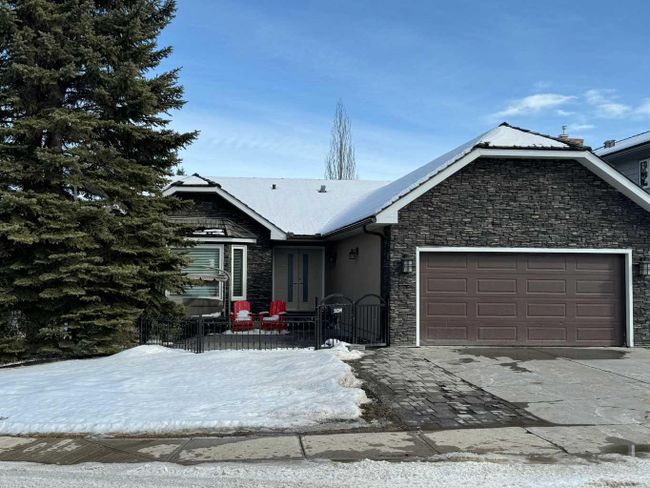 9204 Oakmount Drive Sw, Home with 3 bedrooms, 3 bathrooms and 4 parking in Calgary AB | Image 27