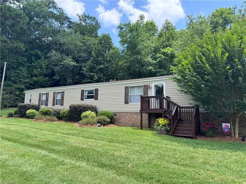 1242 E Carter Mill Rd, Elkin, NC, 28621-8808 | Card Image