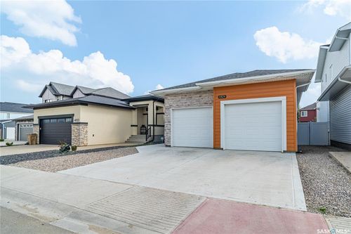 4829 Keller Ave E, Regina, SK, S4V3S6 | Card Image