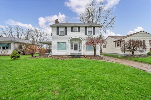 300 Russell Ave, Niles, OH, 44446-3730 | Card Image