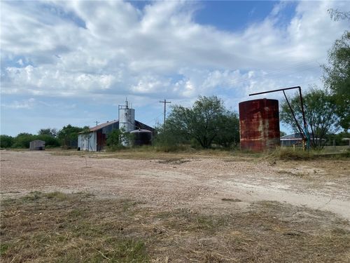 1200 Behrns, Alice, TX, 78332 | Card Image